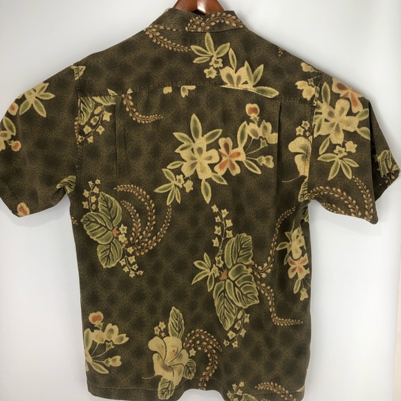 Mens Hawaiian silk short sleeve button down shirt - Picture 3 of 3